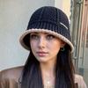 Autumn and Winter Women's Warm Water Bucket Fisherman Hat Looks Small and Covers the Face, Retro Versatile Basin Hat Suitable for Outdoor Travel