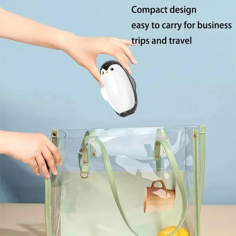 Penguin Lint Remover Sticky Washable Reusable Mini Roller Brush for Pet Hair Clothes Cleaning Portable Home Cleaning Products