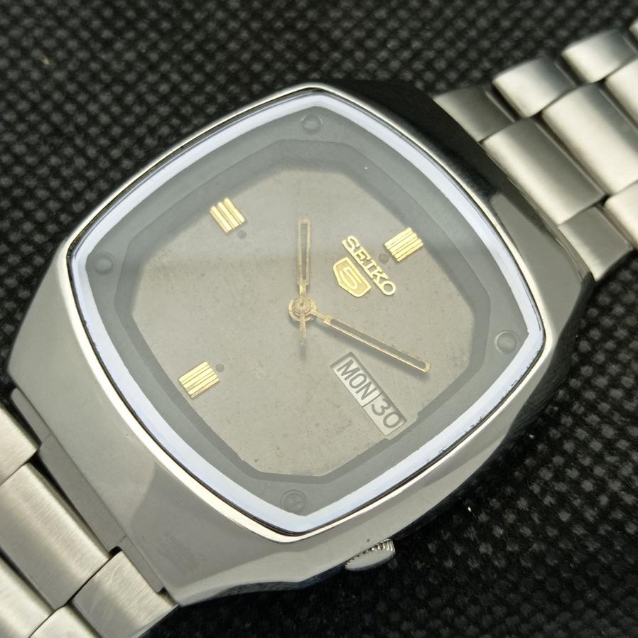 USED MENS GENUINE SEIKO 5 AUTOMATIC 7009A JAPAN ORIGINAL DIAL WATCH a416154-2 R10621f-a416154