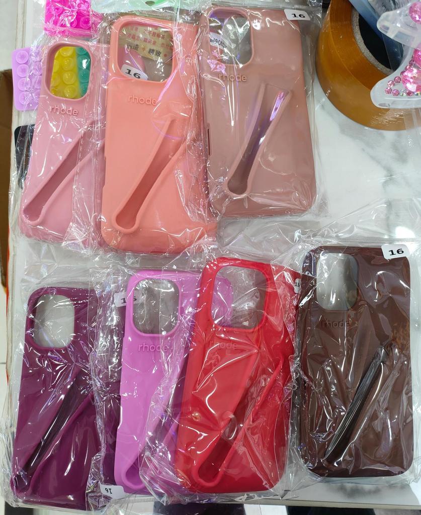 Lippenstift 1514 Silikonkompatible farblich passende Schutzhülle für Samsung & iPhone 16 Pro Max, sturzsicheres Lipgloss-Design