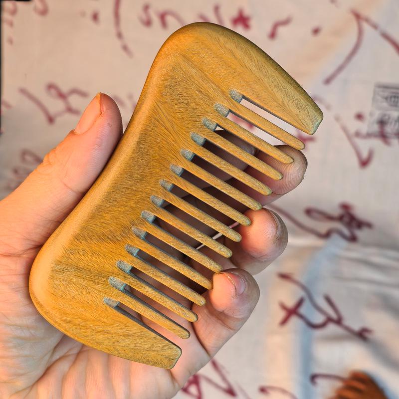 

Green Sandalwood Concave Massage Comb - 11cm Travel Size