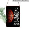 2D Flaches 1 Stück Basketball Motivationsspruch Metallschild 7,87x11,81 Zoll - Aluminium Inspirierendes Sportdekor für Zuhause, Garage, Man Cave, Fitnessstudio - Langlebig