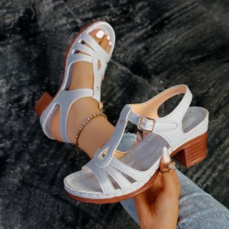 New large-size sandals women's summer solid color fish mouth thick heel one-word buckle high-heeled sandals