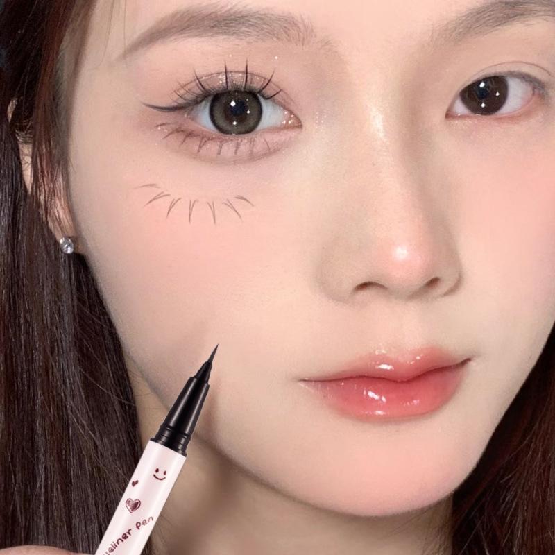 XIXI Pear Blossom Rain Eyeliner: Smooth, Easy-Apply, Smudge-Free, Natural Finish for Under-Eye Makeup.