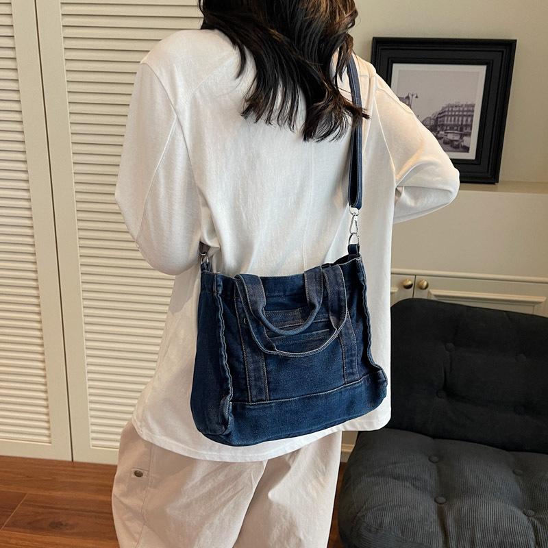 Street Trend 2025 New Denim Small Square Bag Women's Fashion Simple Versatile Shoulder Bag Travel Leisure Messenger Bag