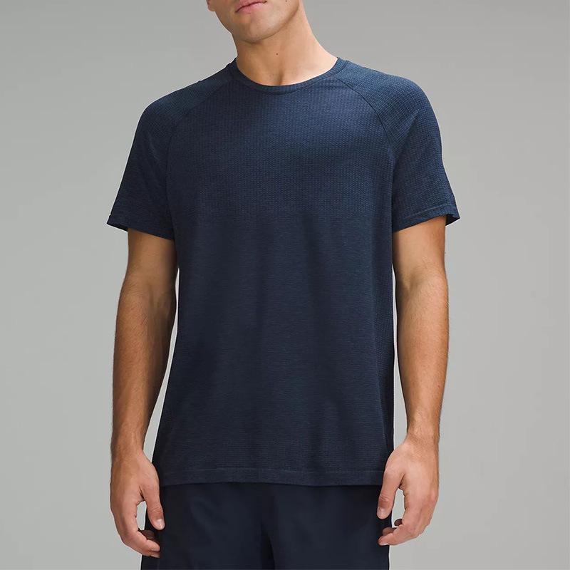 

Мужская быстросохнущая футболка с круглым вырезом для занятий спортом на открытом воздухе Medium