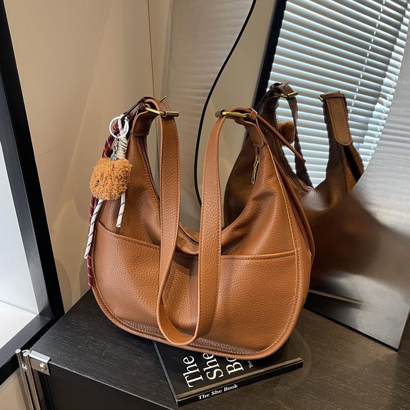 Autumn 2025 New Fashion Mori Dumpling Bag Simple Versatile Casual Crossbody Shoulder Bag