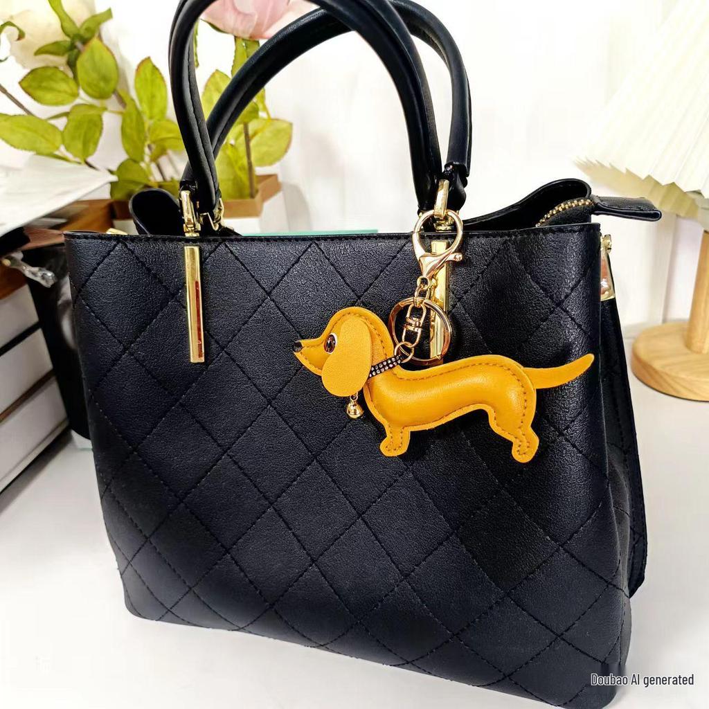 Ruth's Dachshund Leather Keychain Pendant: Small Mini Dog Bag Charm
