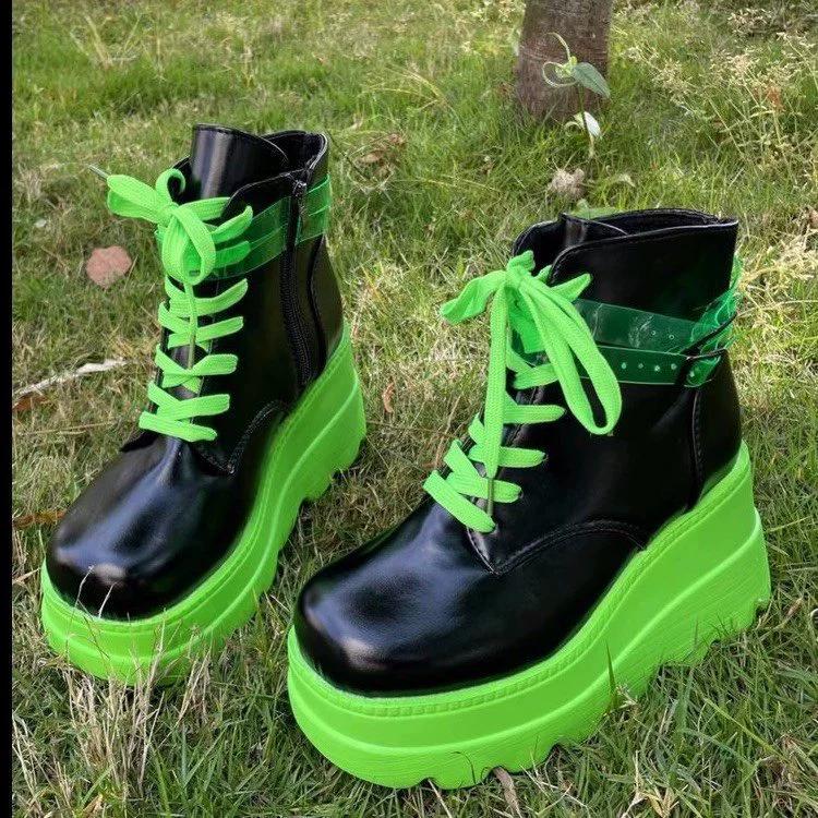 New Fashion European Style Black Ankle Boots Flats Round Toe Black Lace-Up Boots Woman Platform Patent Leather Shoes