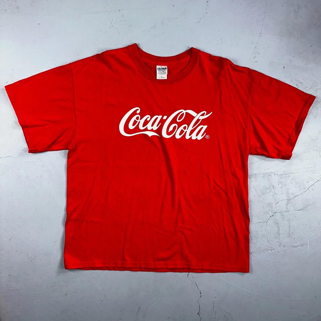 Camiseta Vintage Coca Cola Soda Y2K Roja Promocional Básica Genial Años 2000 Bebida Energía