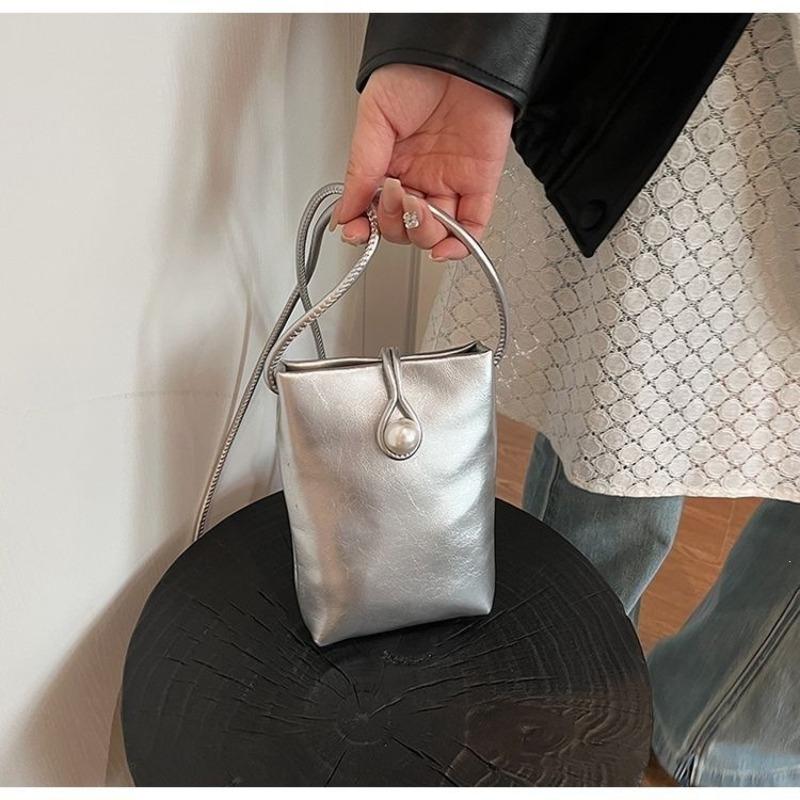 

Mini mobile phone bag new shoulder messenger bag small bag sweet out ins women s bag red black A