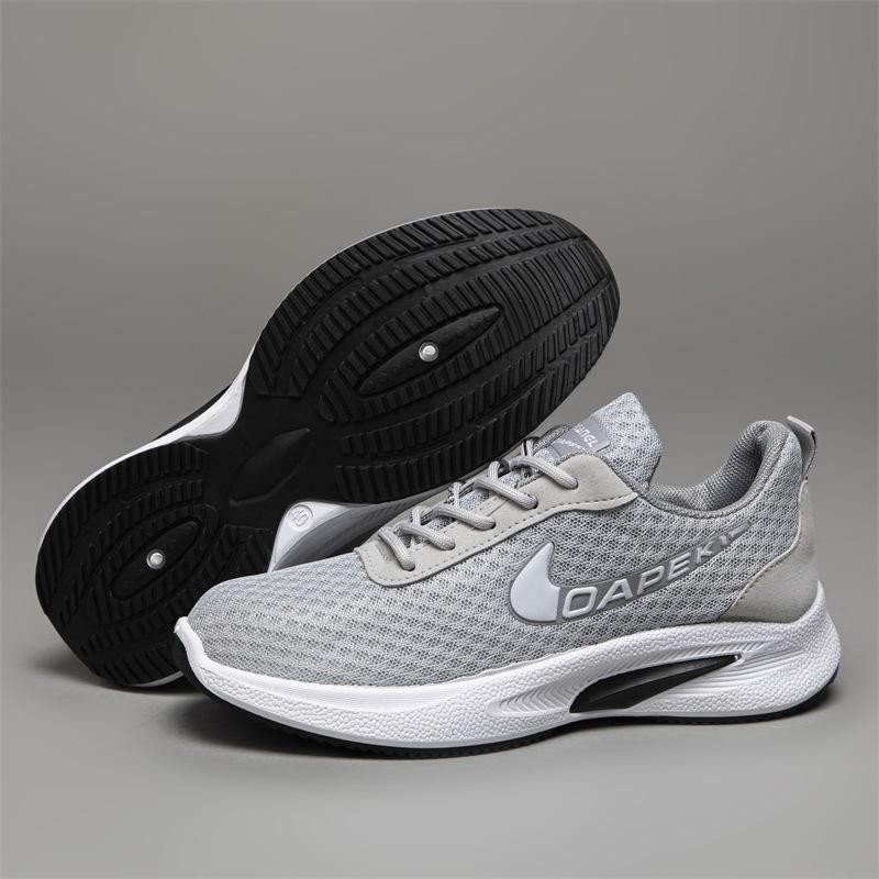 

Новые весенние, летние и осенние новые сетчатые спортивные туфли дышащие и износостойкие модные туфли повседневная обувь 44