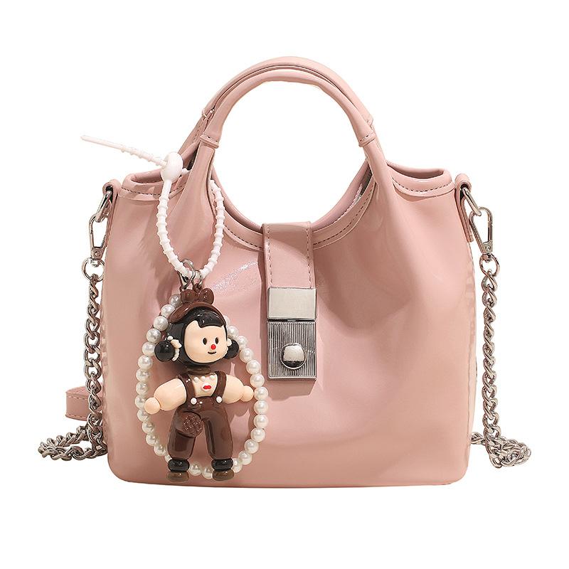 Trend Hot Sale Retro Oil Wax Leather Simple Portable Shoulder Bag Fashionable Versatile High Sense Messenger Bucket Bag Woman