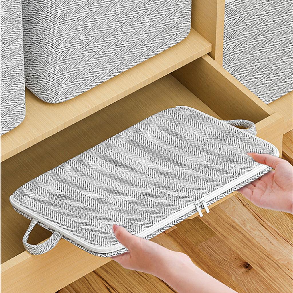 Multipurpose 220L Zippered Storage Bag for Quilt and Sweaters Ideal for Closet Organization and Space Saving Designs