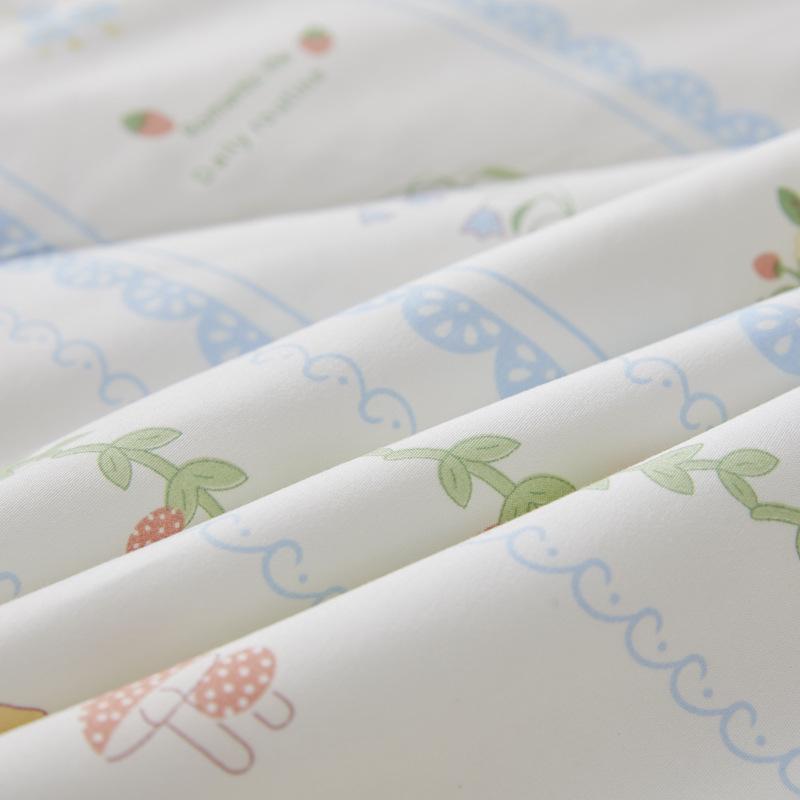 Breathable Summer Quilt: Double-Layer Gauze, Machine Washable for Deep Sleep