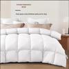 Lanman 90% White Goose Down Winter Quilt