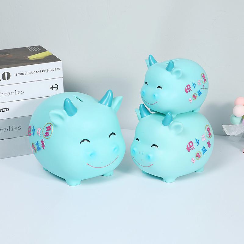 

Мультяшная копилка в виде коровы на 2024 год для детей 3-10 лет, стимулирует к сбережениям благодаря большой вместимости