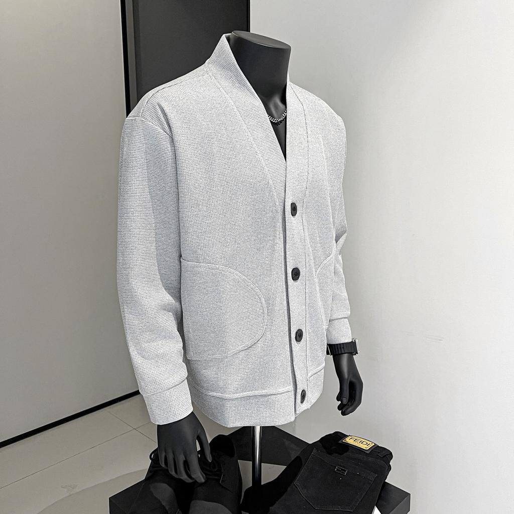 Simple fashion V-neck sweater men's 2025 new fashion men's waffle retro knitting