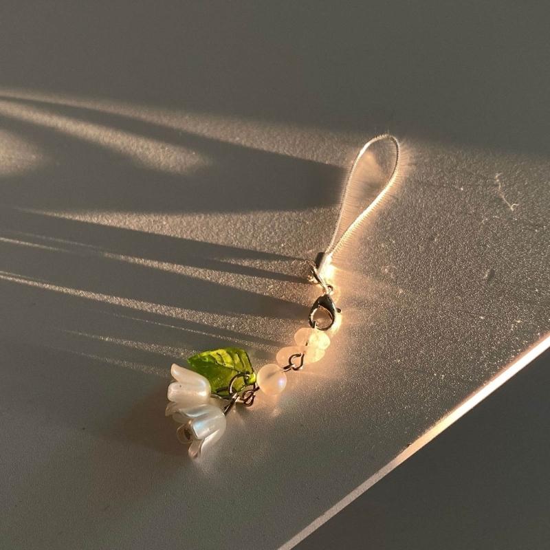 Fashionable Phone Lanyard Convallarial Pendant  Charming Bag Key  Accessories