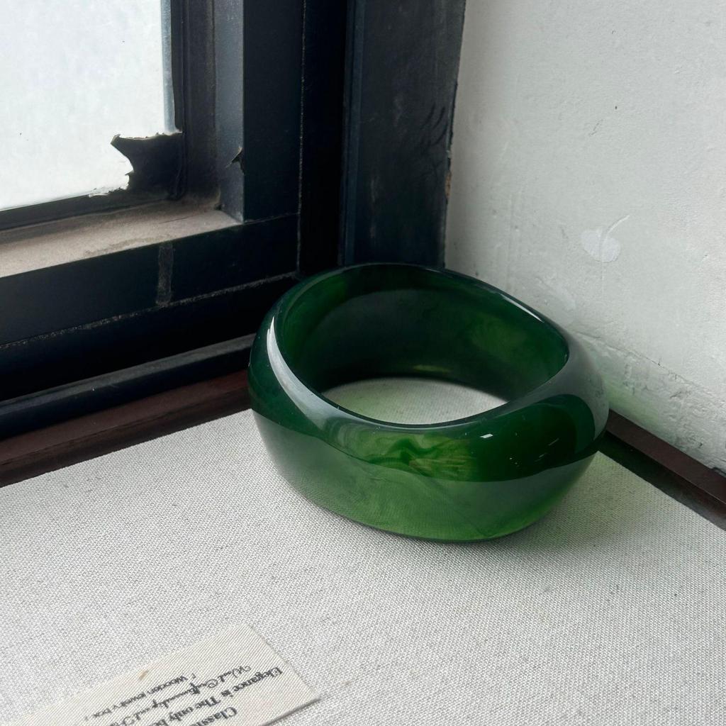 Ombre Resin Bangle: Wide Irregular Design, Vintage Minimalist Style