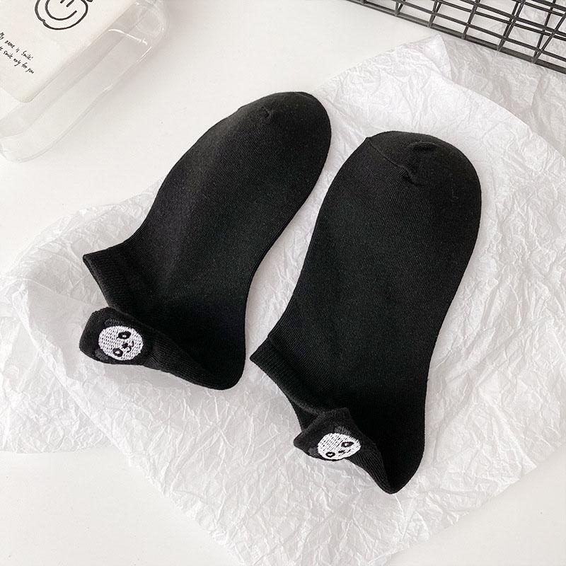 Harajuku Skarpetki Funny Ankle Socks Embroidery Animal Pug Cute Socks Women Divertidos Creative Sokken Kawaii Chaussette Femme