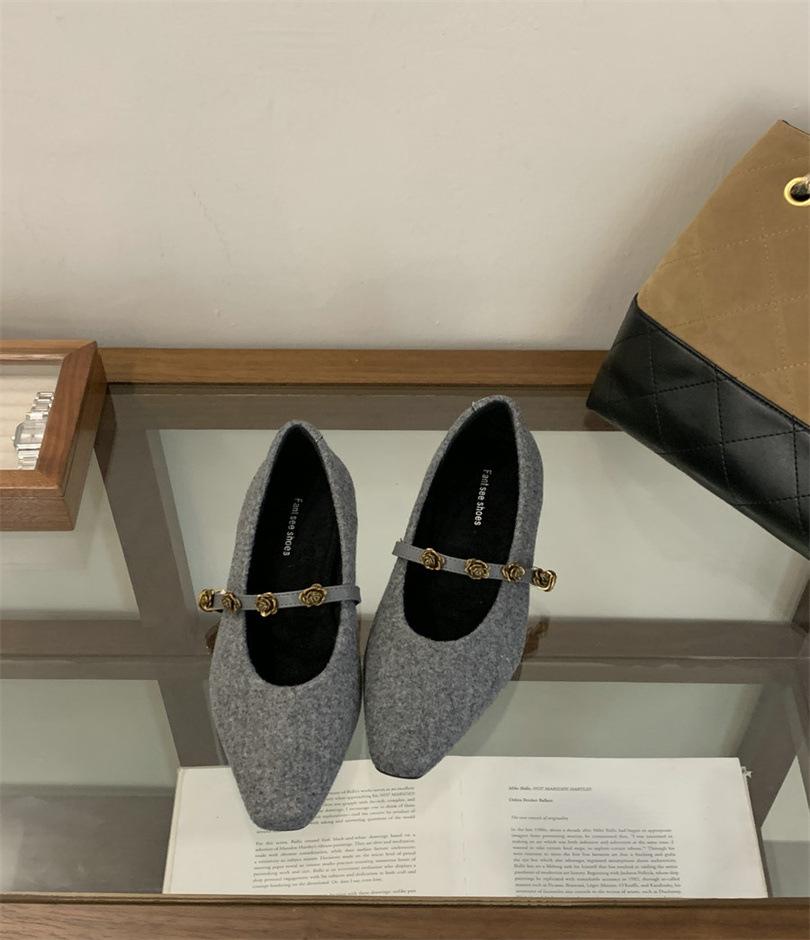 

2025 autumn single shoes women s head Korean version of niche fashion shoes square root shallow mouth Mary Jane single shoes 39 серый