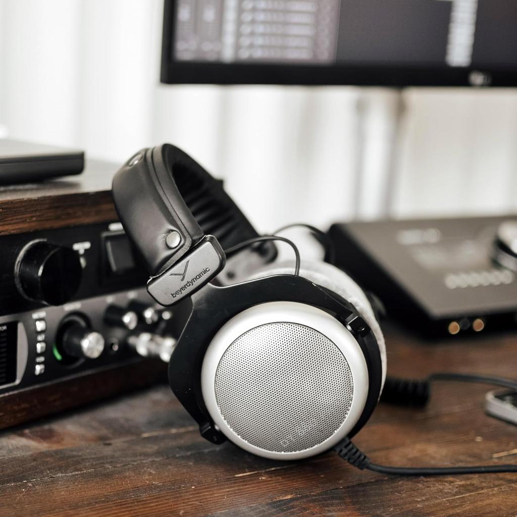 beyerdynamic DT 880 PRO Headphones Semi-Open Over-Ear (Professional Grade)