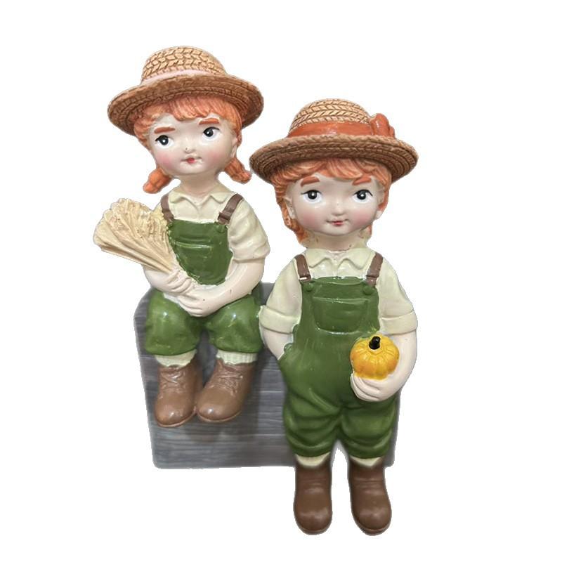 Cute Cartoon Doll Ornaments of Rural Sun Hats, Garden Couple Decorations and Home Ornaments