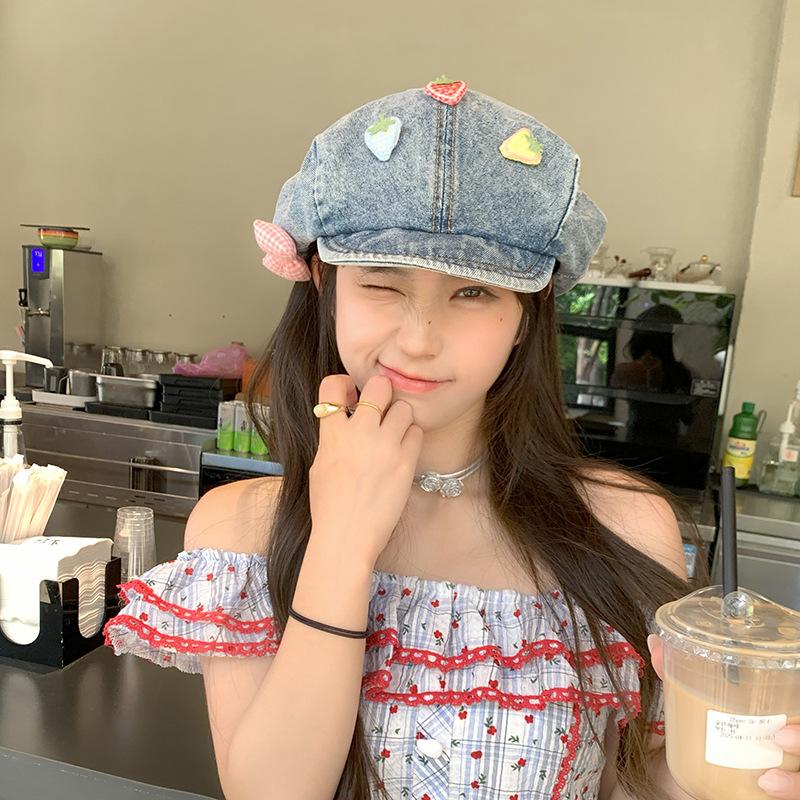 Women's Summer Thin Niche Design Japanese Sweet Bow Strawberry Star Anise Beret Face Small Cloud Painter Hat