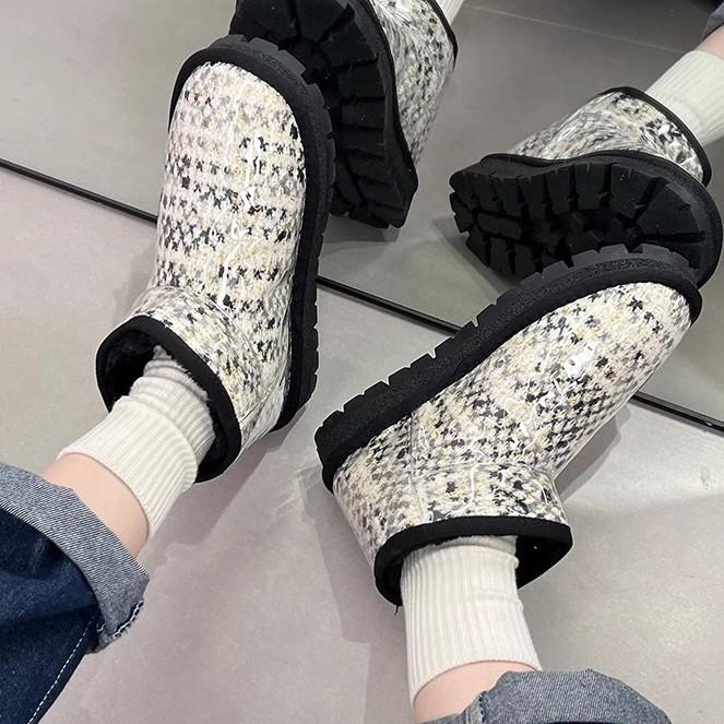 Fashion Plaid Casual Snow Boots for Children In Autumn and Winter 2025 New Waterproof and Non-slip Piled Thickened Cotton Shoes