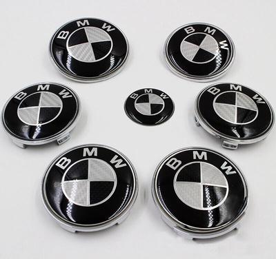 7X Black and White Carbon Fiber Pattern Badge Wheel Cover Steering Wheel Badge Set 82mm 74mm 68mm for ABS Badge Accessories.