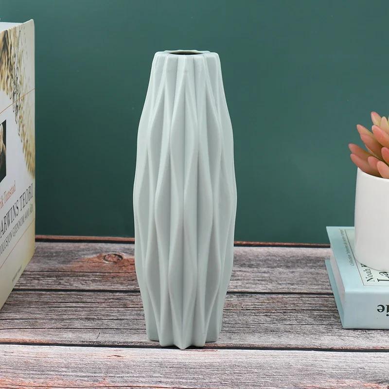 

White Plastic Flower Vase for Home Decoration, Imitation Ceramic Flower Pot зелёный