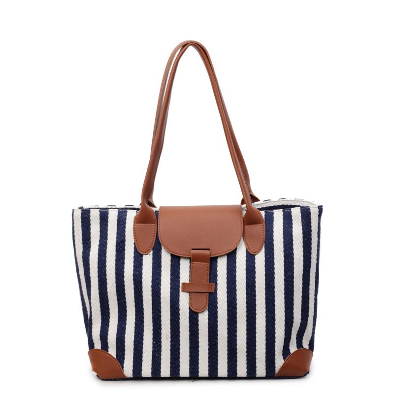 New Large-capacity Fashion Simple Temperament Versatile Striped Flow Bag Portable Shoulder Bag Women
