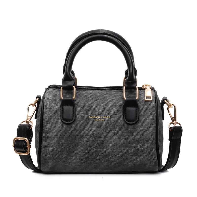 

Spring and summer fashion handbag small bag women s bag new simple contrasting color pillow bag texture messenger bag