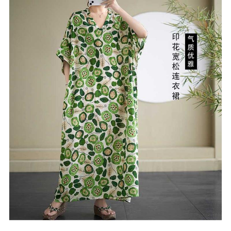 2025 Summer Floral Vacation Style Travel V-Neck Vintage Long Flesh Covering Dresses
