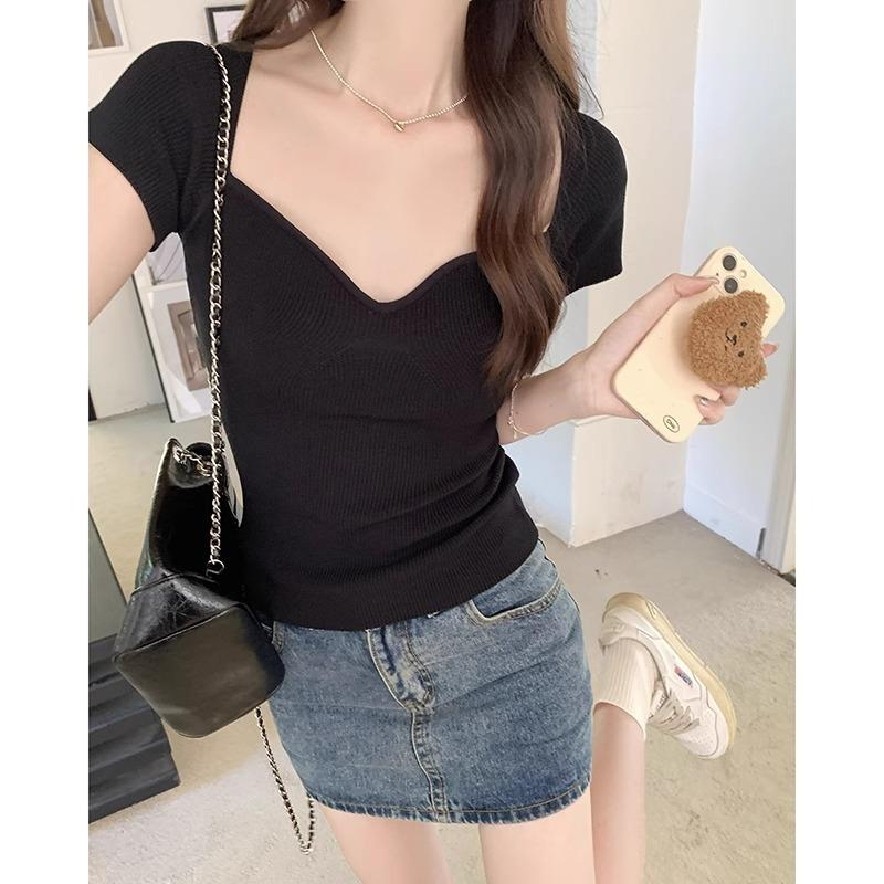 Sommer neuer Stil gestricktes dünnes Halbarm-T-Shirt rechte Schulter kurzärmeliges Oberteil V-Ausschnitt freiliegendes Schlüsselbein schlank machend minzgrün