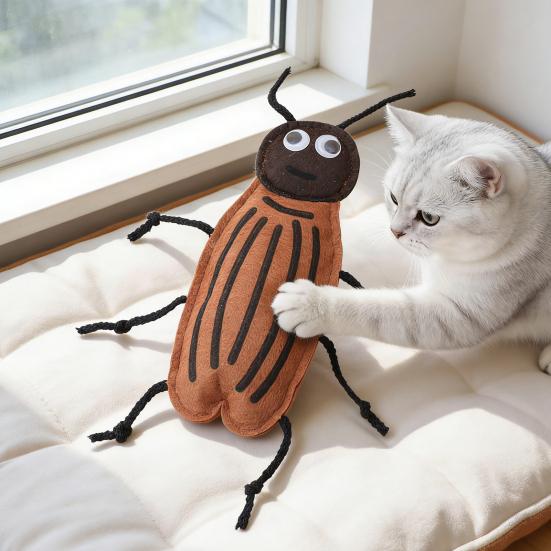 Plush Cockroach Cat Chew Toy Interactive Catnip Cat Self Play Toy Realistic Cockroach Shaped Felt Cat Toy for Indoor Cats Kittens