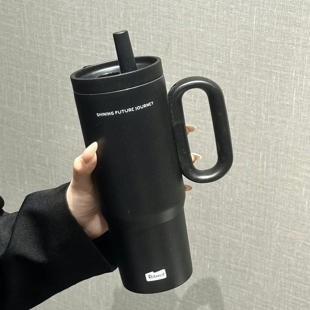 High-Capacity 316 Stainless Steel Insulated Cup with Straw