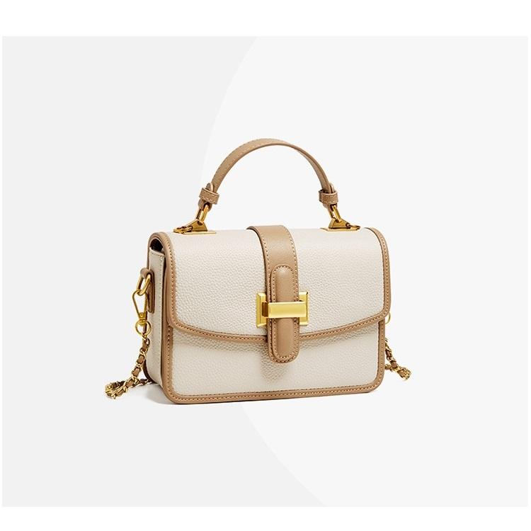 Женская сумка-мессенджер из натуральной кожи — фото 11