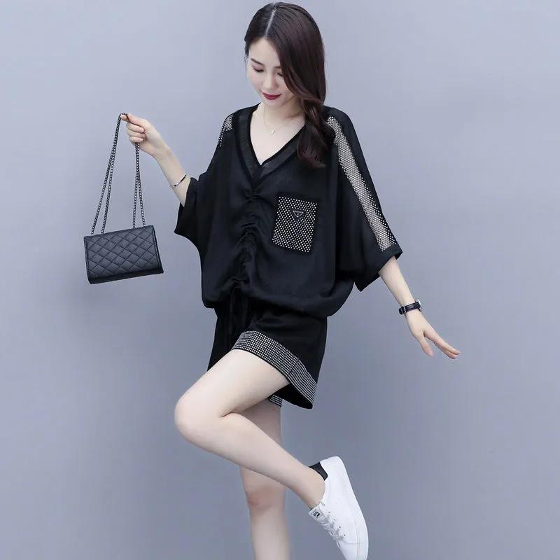 

Женский летний повседневный комплект больших размеров, свободная толстовка с V-образным вырезом и коротким рукавом + шорты, комплект из двух предметов XS чёрный