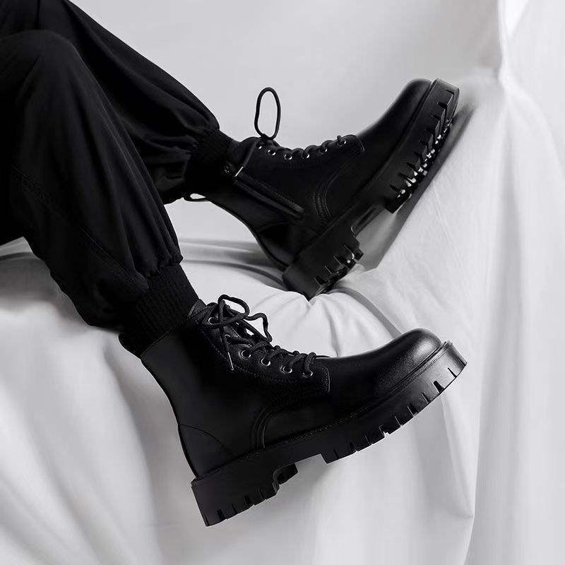 Botas Martin para hombre otoño nuevo británico de caña alta cremallera lateral zapatos de cuero negro de caña media con aumento de altura tooling Chelsea botines