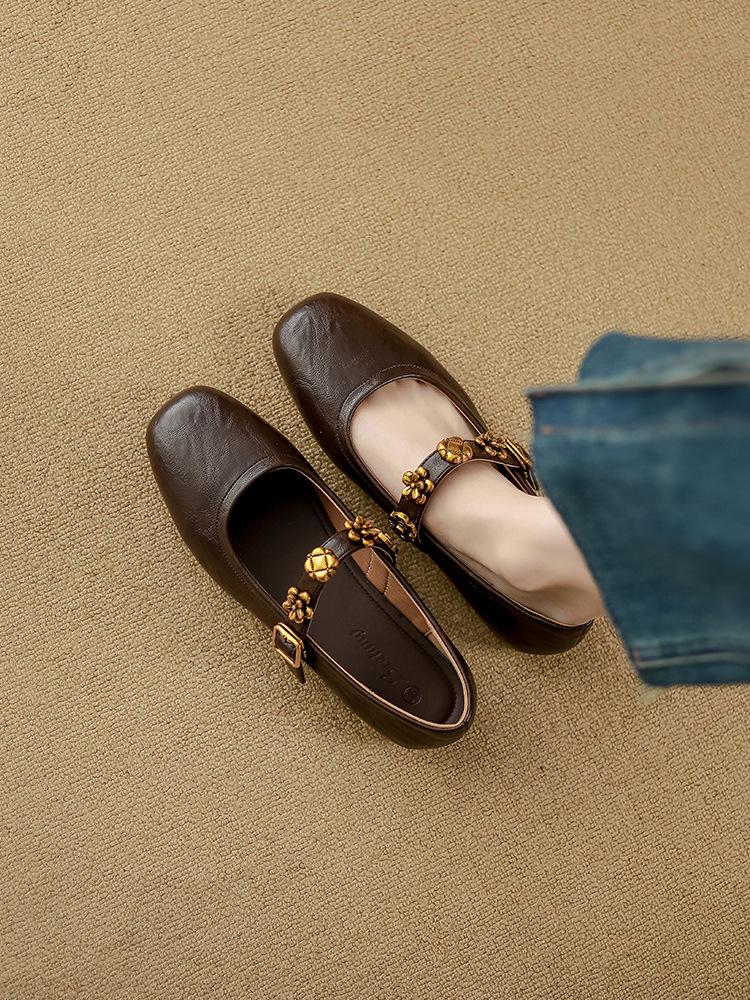 

Super soft lambskin~ French retro single shoes for women s 2025 spring new flat-bottomed one-word ballet shoes Mary Jane shoes. 34