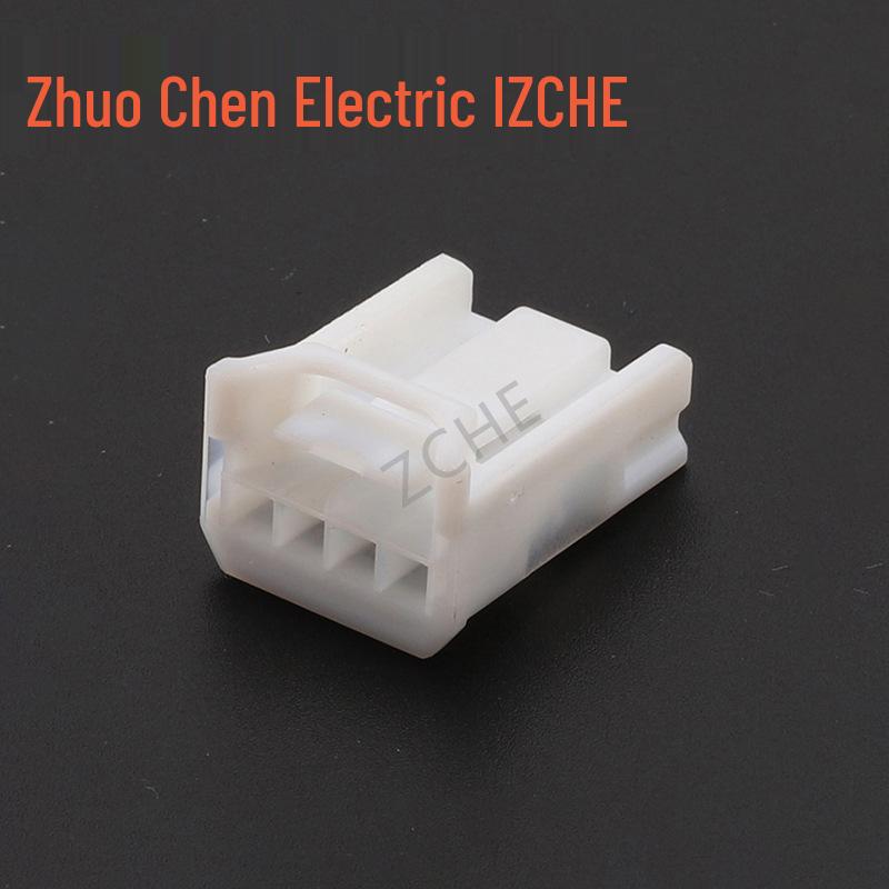 4-Hole Automotive Wire-to-Wire Connector Set: 6098-5677, 6098-5668, 90980-12732