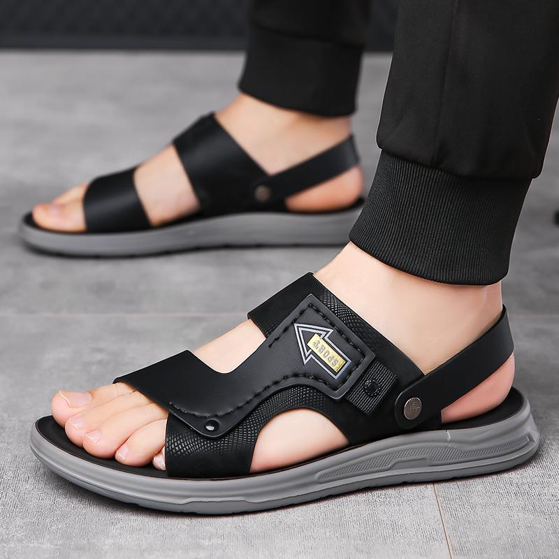 Summer Casual Comfortable Men Fashion Casual Wear-resistant Sandals Summer Beach Shoes Thick Bottom Slip-on Slippers Adults