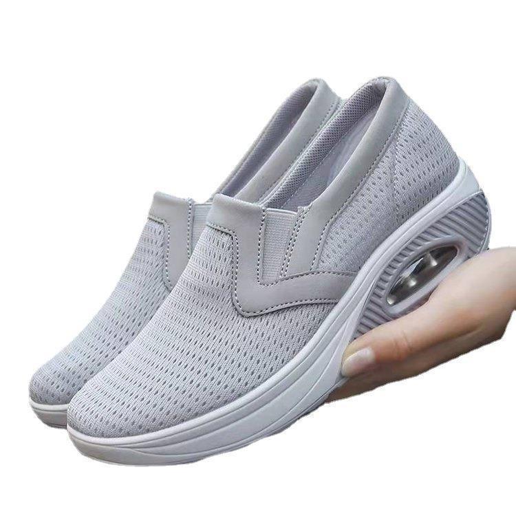 Large size 2025 new flying woven women's shoes casual sports shoes lazy shoes soft sole breathable women's single shoes air cushion shoes