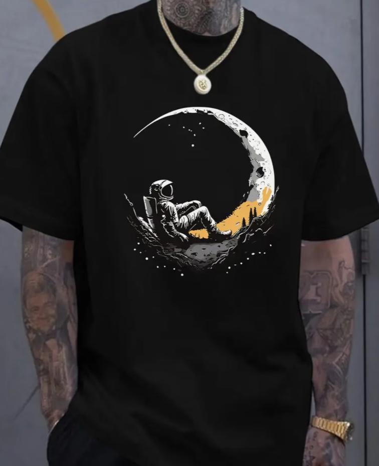Tshirt For Plus Size Unisex A Comfortable Astronaut Moon Print Tee For Summer Casual Wear Tshirts