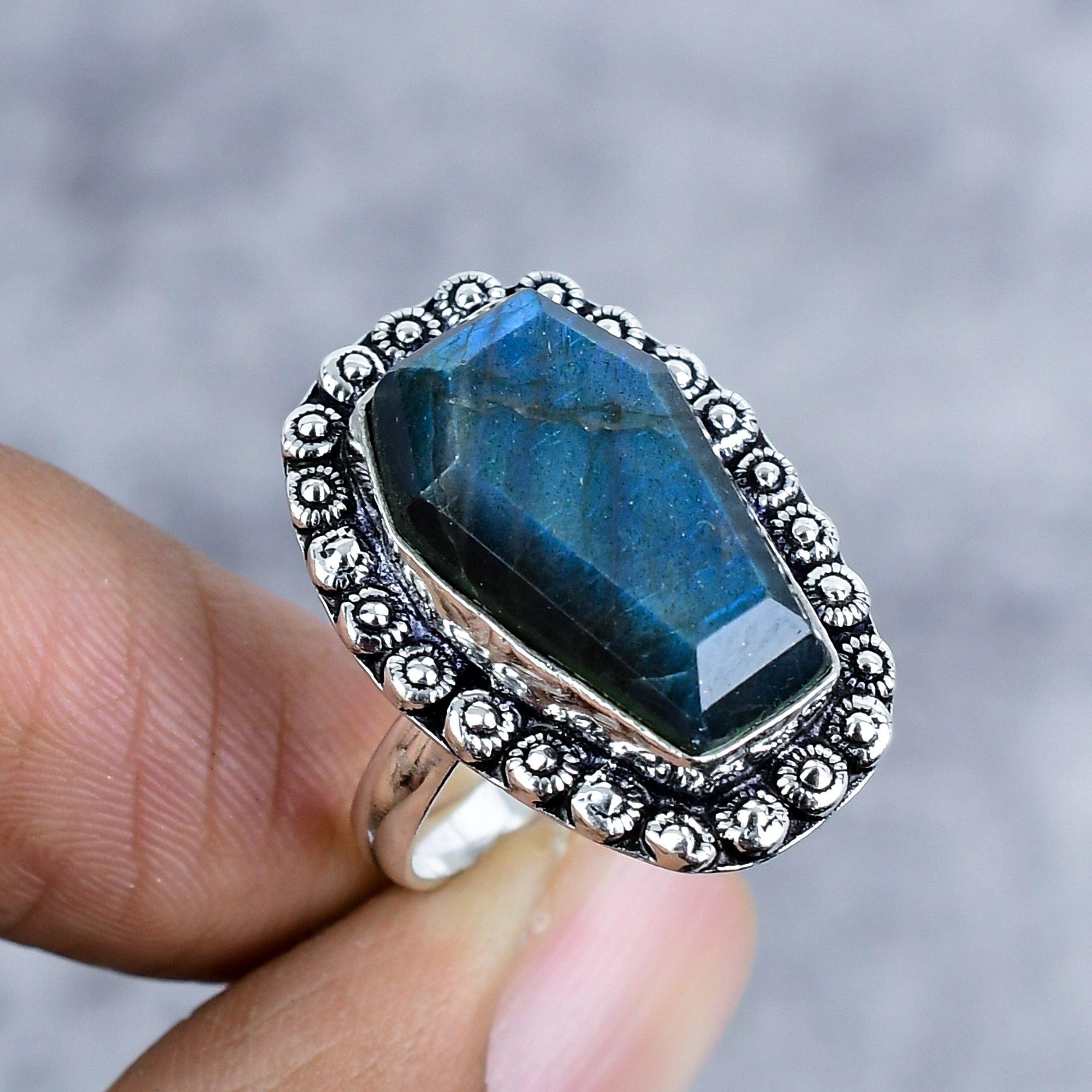 

Labradorite Gemstone Handmade 925 Sterling Silver Jewelry Ring Size 8 M-2570