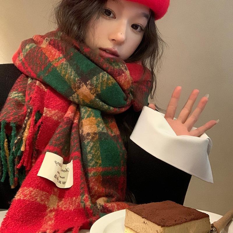 New Christmas atmosphere, red fringed plaid scarf, women's autumn and winter high-end warm shawl