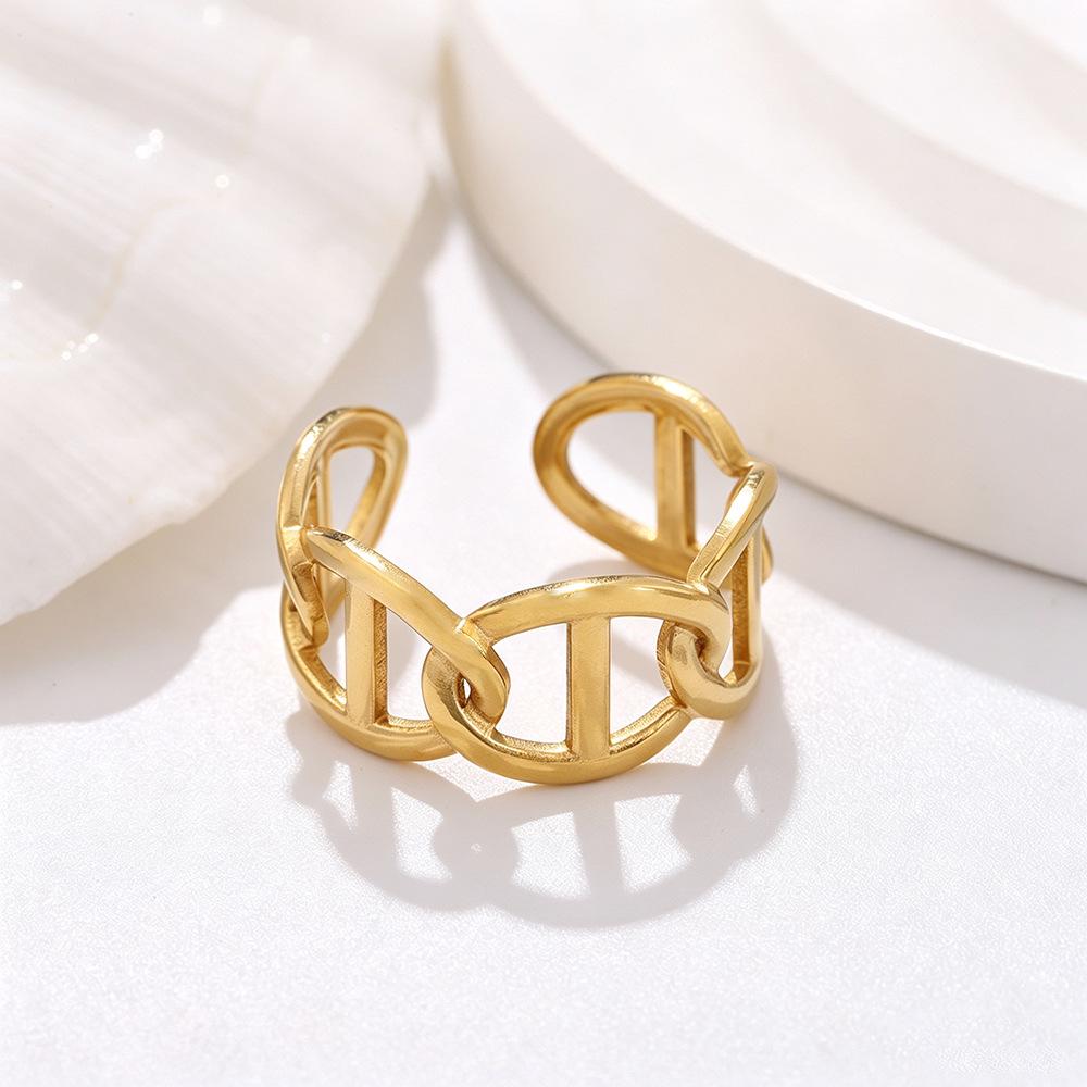 Elegant Adjustable Stainless Steel Women's Ring: Light Luxury Electroplated Design