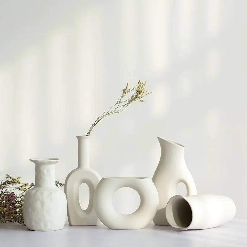 Special-shaped Art Vase Ornaments Creative Ceramic Living Room Flower Arrangements Home Entrance Soft Decoration Ornaments Sale
